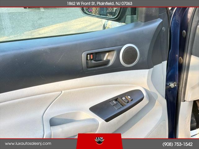 2013 Toyota Tacoma Base