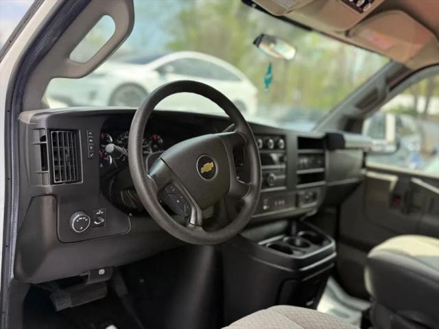 2016 Chevrolet Express LT