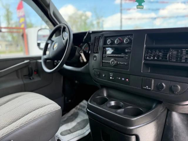2016 Chevrolet Express LT