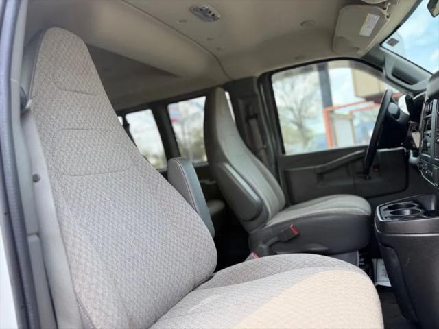 2016 Chevrolet Express LT