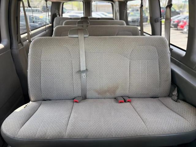 2016 Chevrolet Express LT
