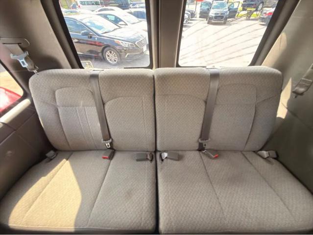 2016 Chevrolet Express LT