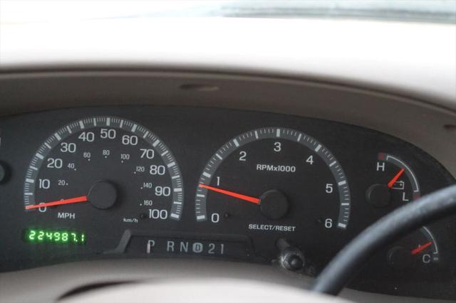 2002 Ford F-150 Base
