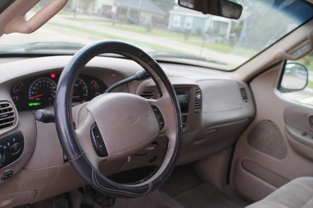 2002 Ford F-150 Base