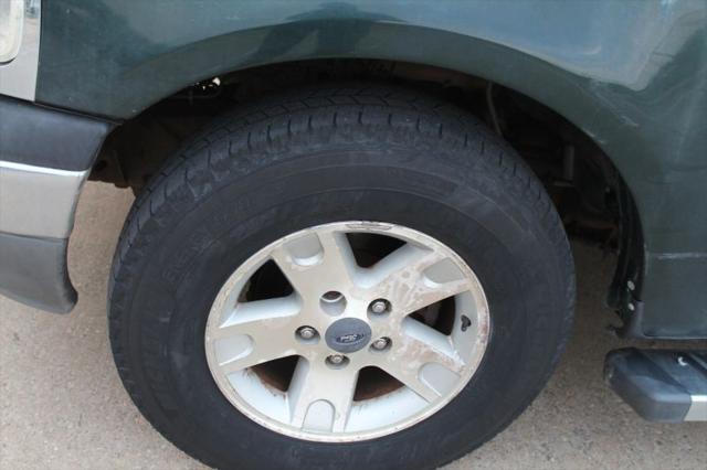 2002 Ford F-150 Base