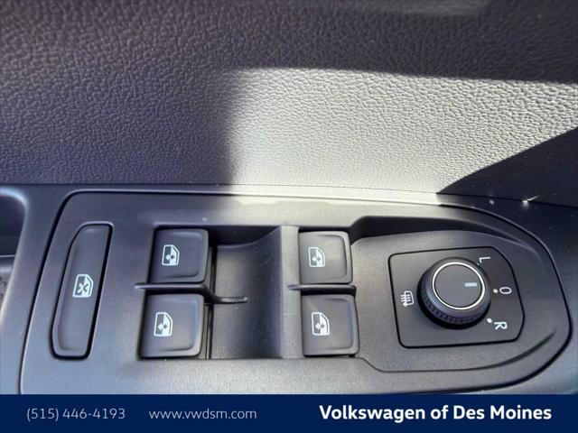 2026 Volkswagen Taos SE