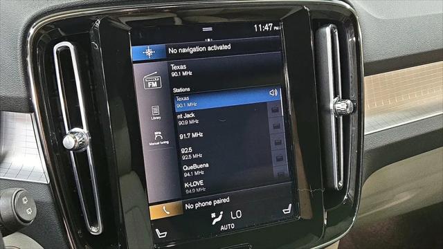 2021 Volvo XC40 T5 Momentum