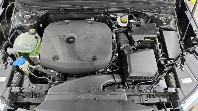 2021 Volvo XC40 T5 Momentum