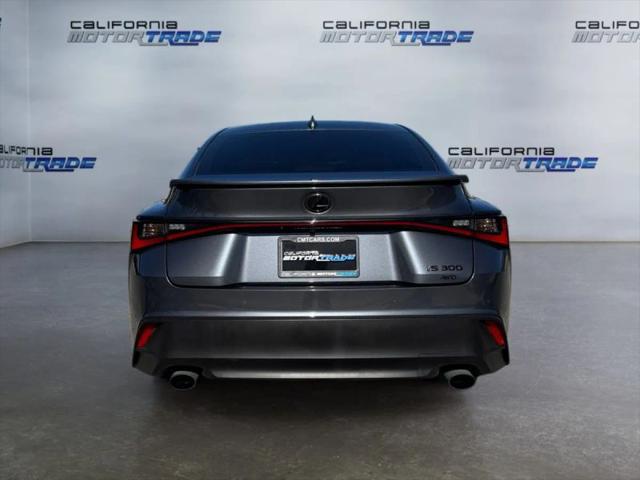 2021 Lexus IS 300 300