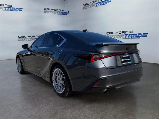 2021 Lexus IS 300 300