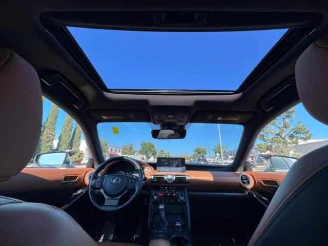 2021 Lexus IS 300 300