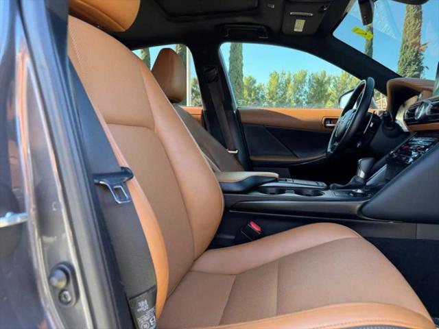 2021 Lexus IS 300 300