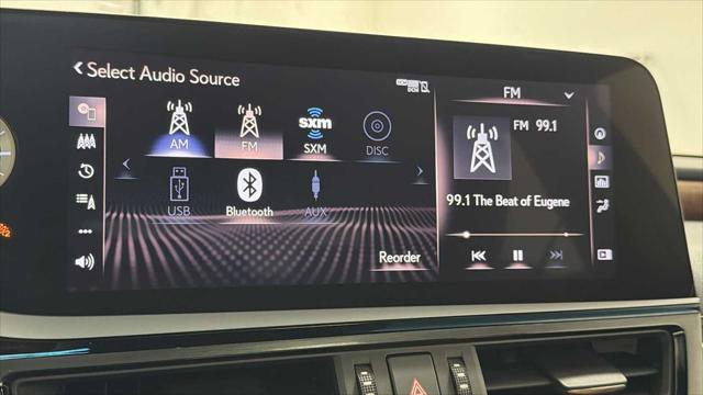 2022 Lexus ES 300h Luxury