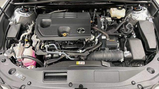 2022 Lexus ES 300h Luxury