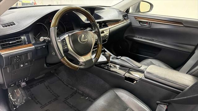 2014 Lexus ES 350 4dr Sdn