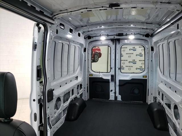 2026 Ford Transit Cargo Van Base
