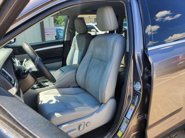 2019 Toyota Highlander LE Plus