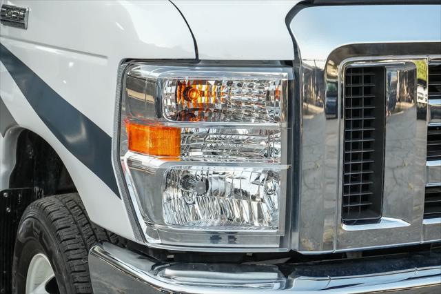 2023 Ford E-450 Cutaway Unknown