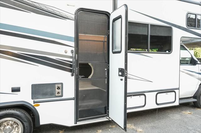 2023 Ford E-450 Cutaway Unknown