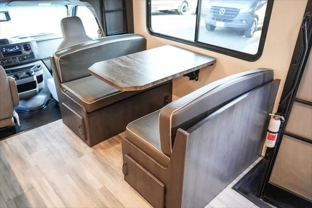 2023 Ford E-450 Cutaway Unknown