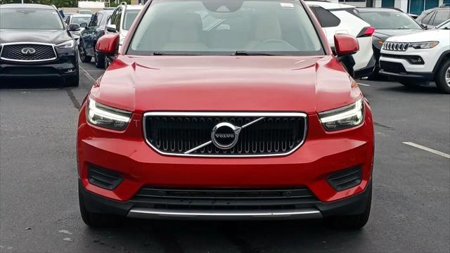 2019 Volvo XC40 T4 Momentum