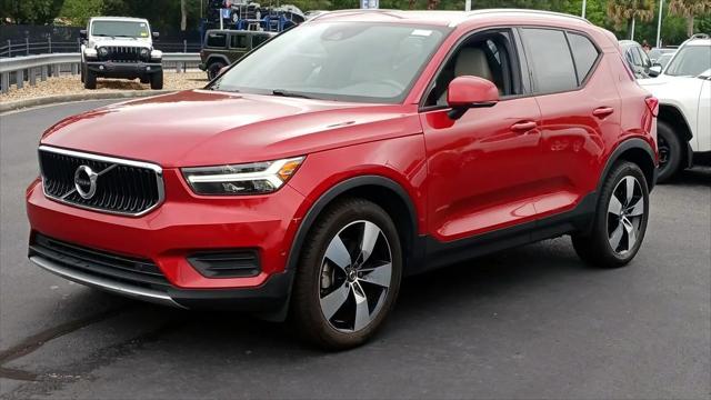 2019 Volvo XC40 T4 Momentum