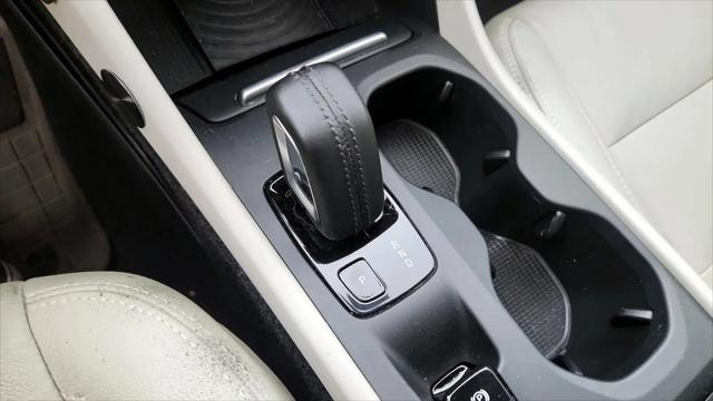 2019 Volvo XC40 T4 Momentum