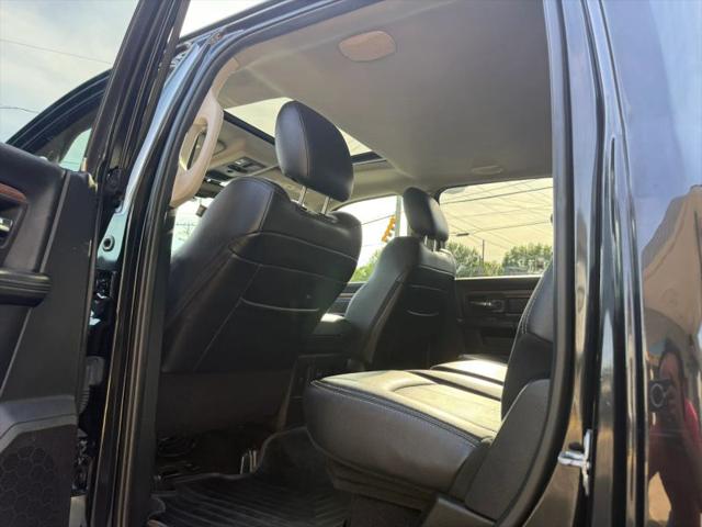 2018 Ram 1500 Laramie Crew Cab 4x4 5'7" Box