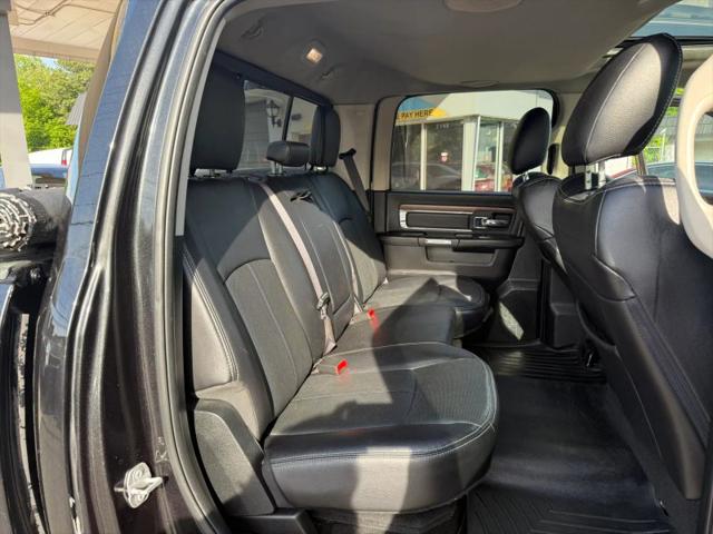 2018 Ram 1500 Laramie Crew Cab 4x4 5'7" Box