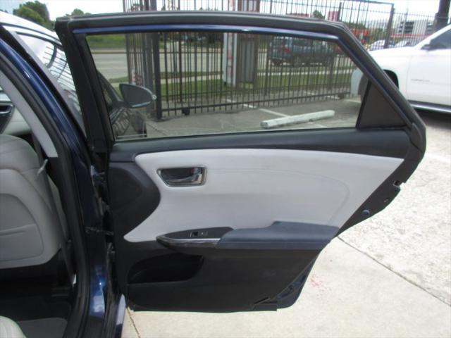 2013 Toyota Avalon XLE