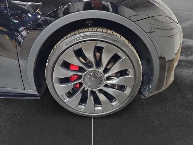 2022 Tesla Model Y Performance Dual Motor All-Wheel Drive