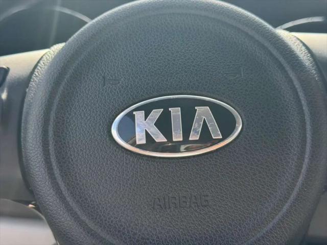 2018 Kia Sedona LX