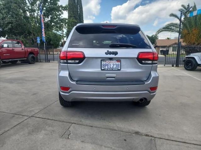 2020 Jeep Grand Cherokee Altitude 4x2