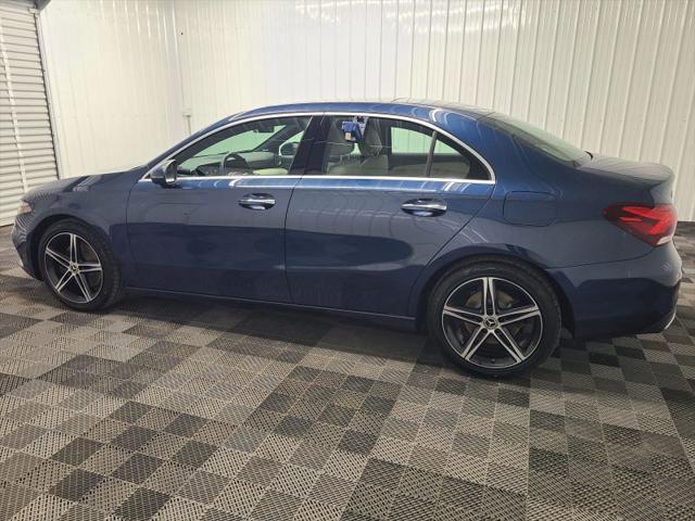 2021 Mercedes-Benz A 220 4MATIC