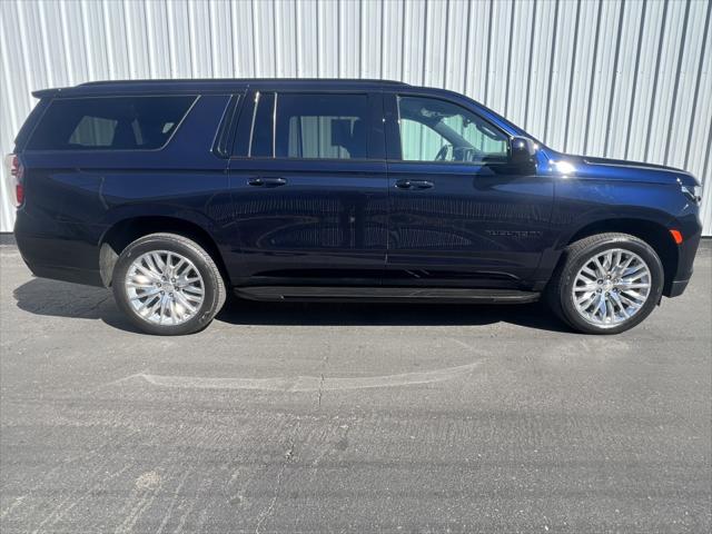 2024 Chevrolet Suburban RST - Photo 7
