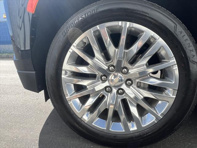 2024 Chevrolet Suburban RST - Photo 10