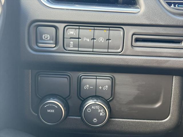 2024 Chevrolet Suburban RST - Photo 29