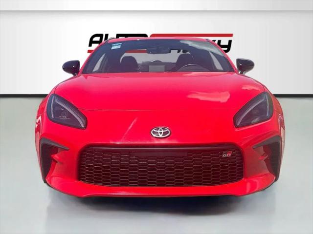 2025 Toyota GR86 Premium