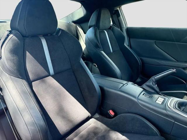 2025 Toyota GR86 Premium
