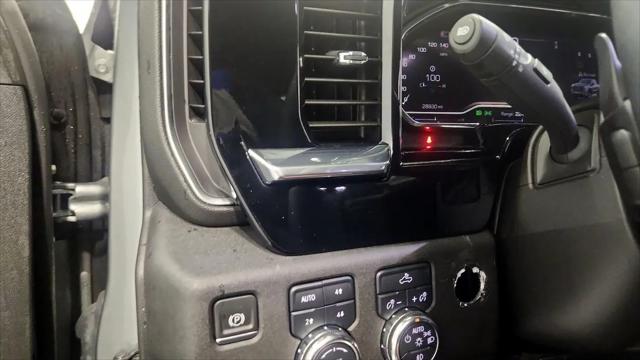 2024 GMC Sierra 1500 4WD Double Cab Standard Box Elevation with 3SB