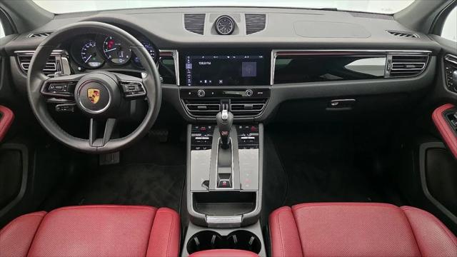 2022 Porsche Macan Macan
