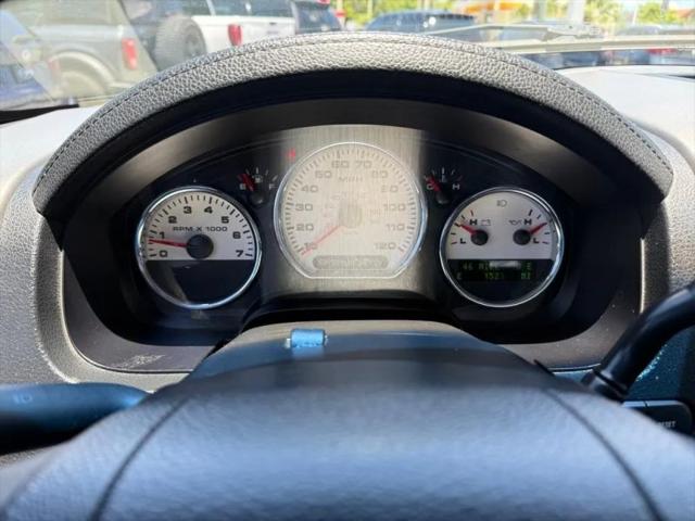 2005 Ford F-150 XLT