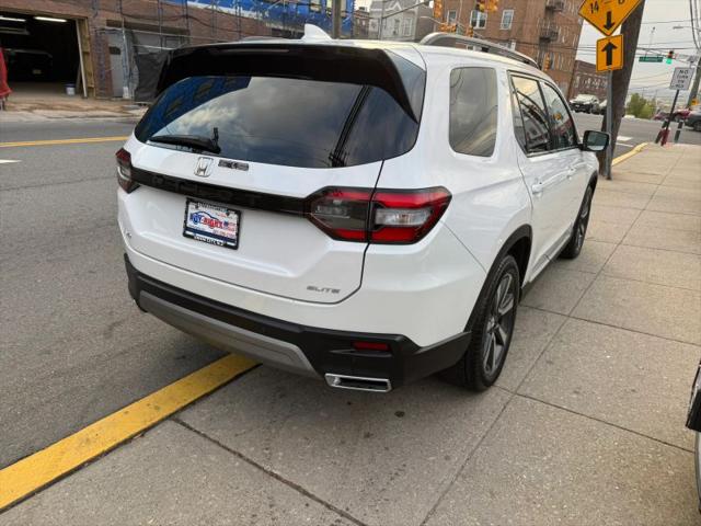 2024 Honda Pilot Elite