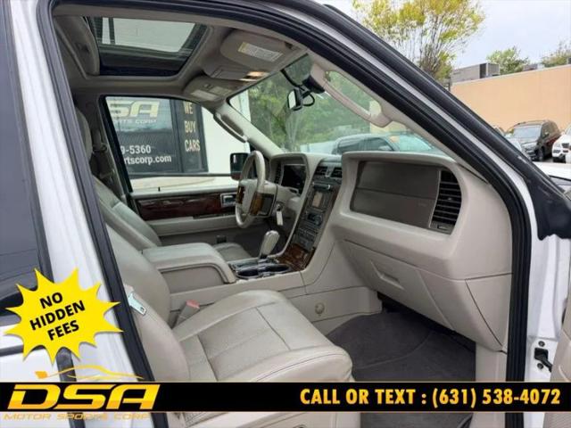 2014 Lincoln Navigator Base
