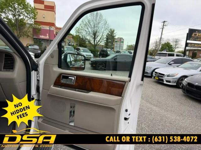 2014 Lincoln Navigator Base