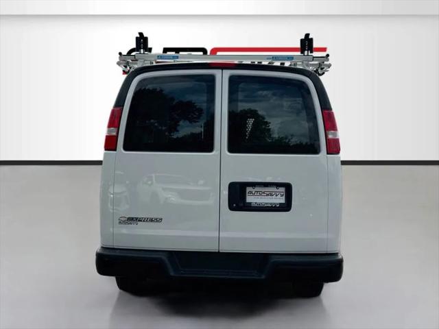 2023 Chevrolet Express Cargo Van RWD 2500 Regular Wheelbase WT