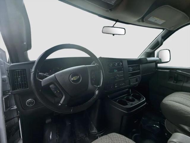 2023 Chevrolet Express Cargo Van RWD 2500 Regular Wheelbase WT