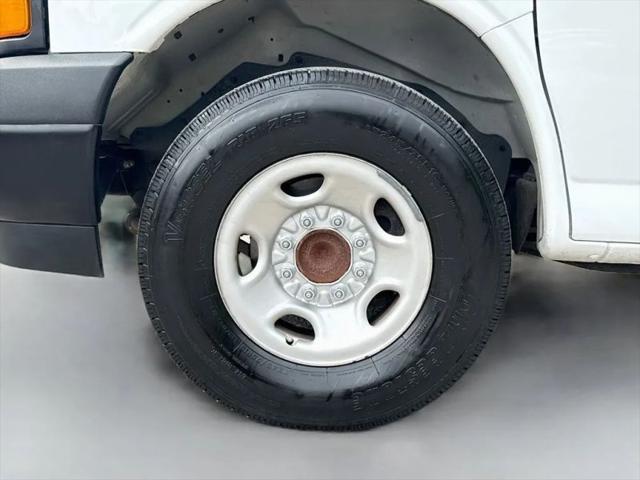 2023 Chevrolet Express Cargo Van RWD 2500 Regular Wheelbase WT