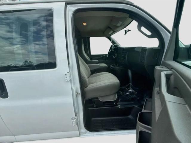 2023 Chevrolet Express Cargo Van RWD 2500 Regular Wheelbase WT
