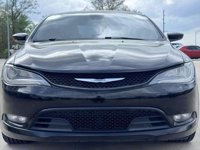2016 Chrysler 200 S